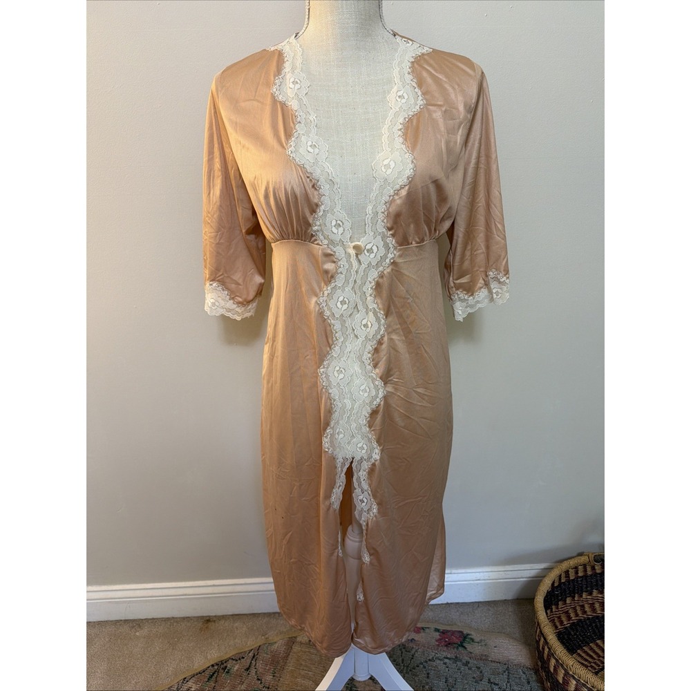 Vintage 1960's Opalaire Lace Detailed Nylon Robe Button Closure Stunning! Medium